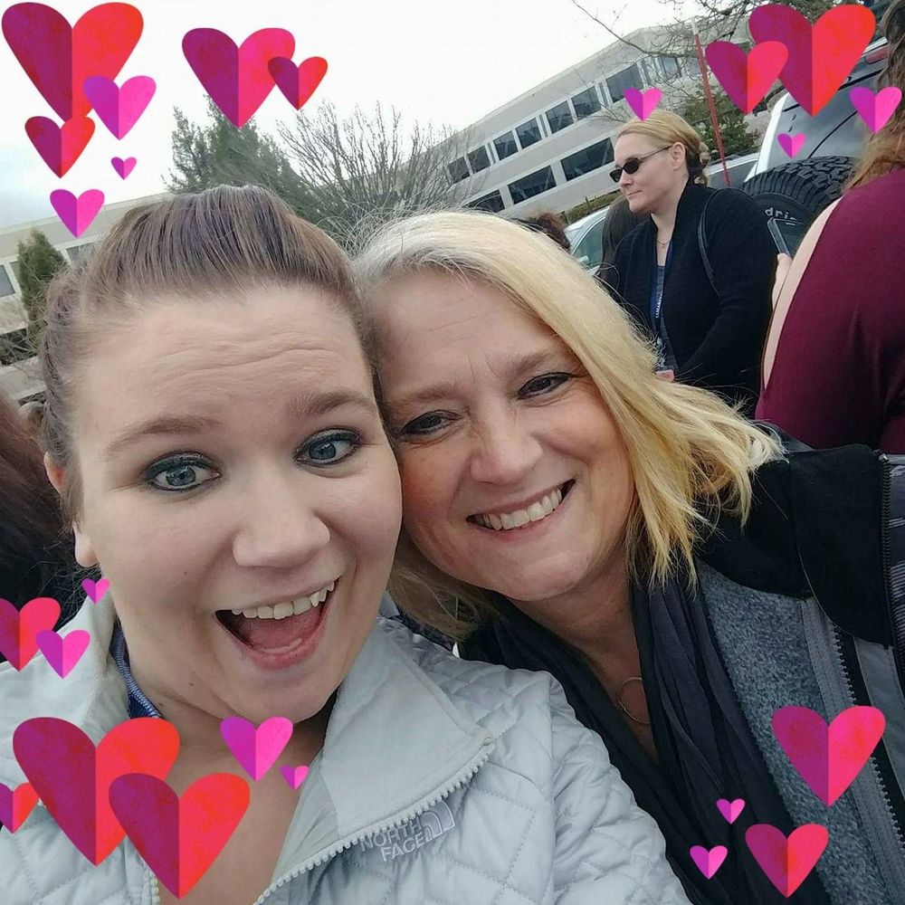 Meet your Posher, Lori